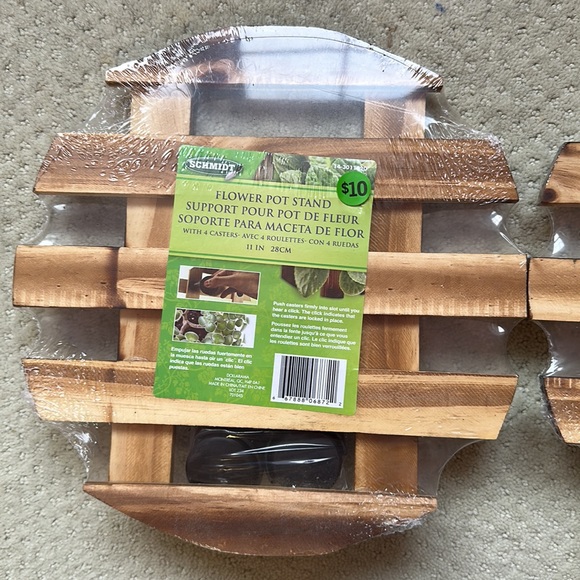 NWT 2 Moveable Flower Pot Stands - Picture 2 of 4